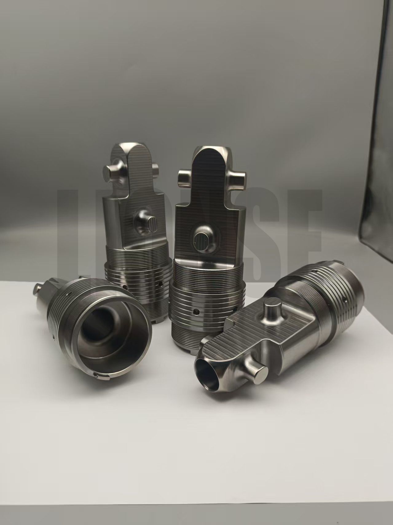 Μηχανικά εξαρτήματα τιτανίου για Abyssal